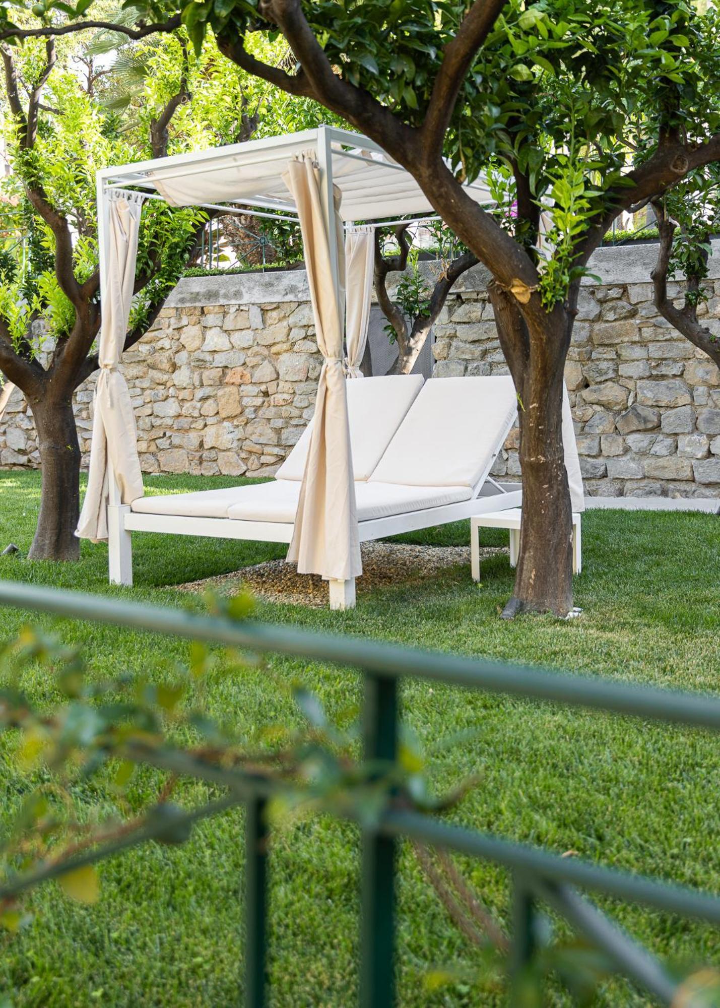 Hotel Villa Elisa & Spa Бордигера Экстерьер фото