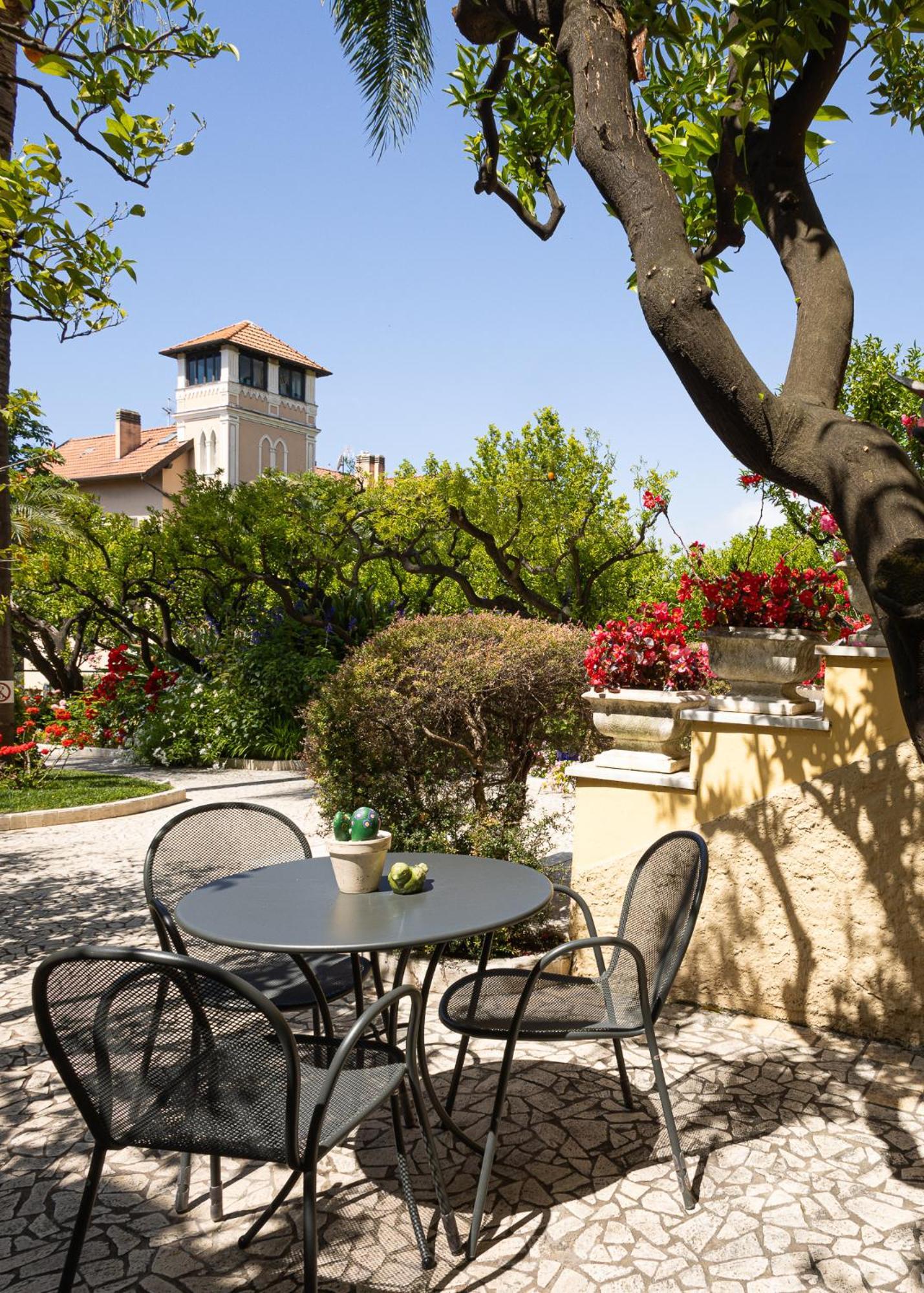 Hotel Villa Elisa & Spa Бордигера Экстерьер фото